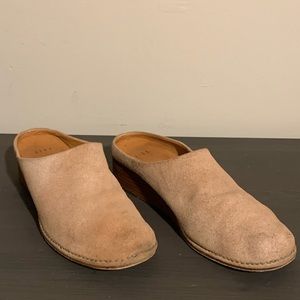 FEIT blush pink clogs size 8 / 39